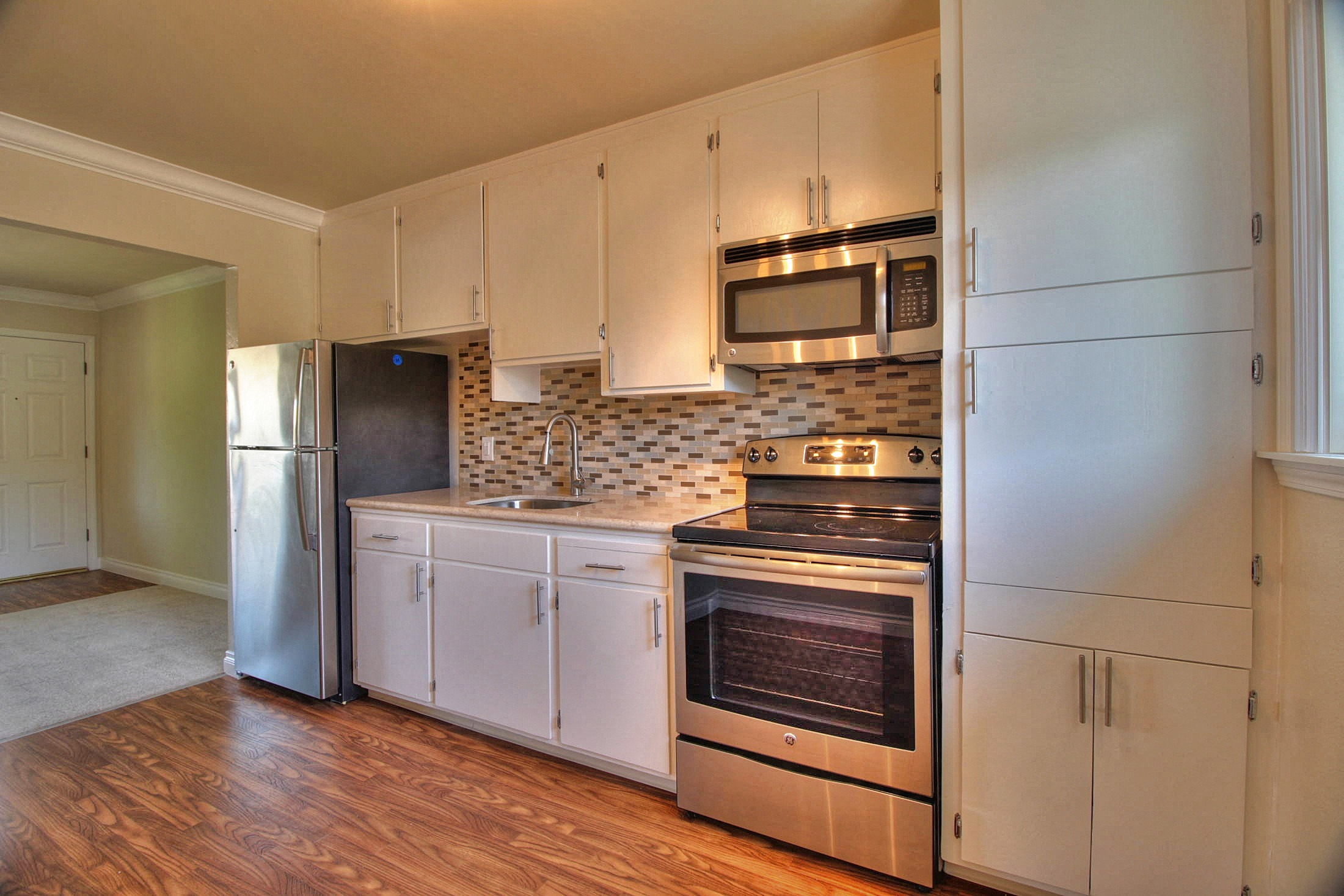 2045 Winfield is a similar property to mResidences Mountain View located in Mountain View