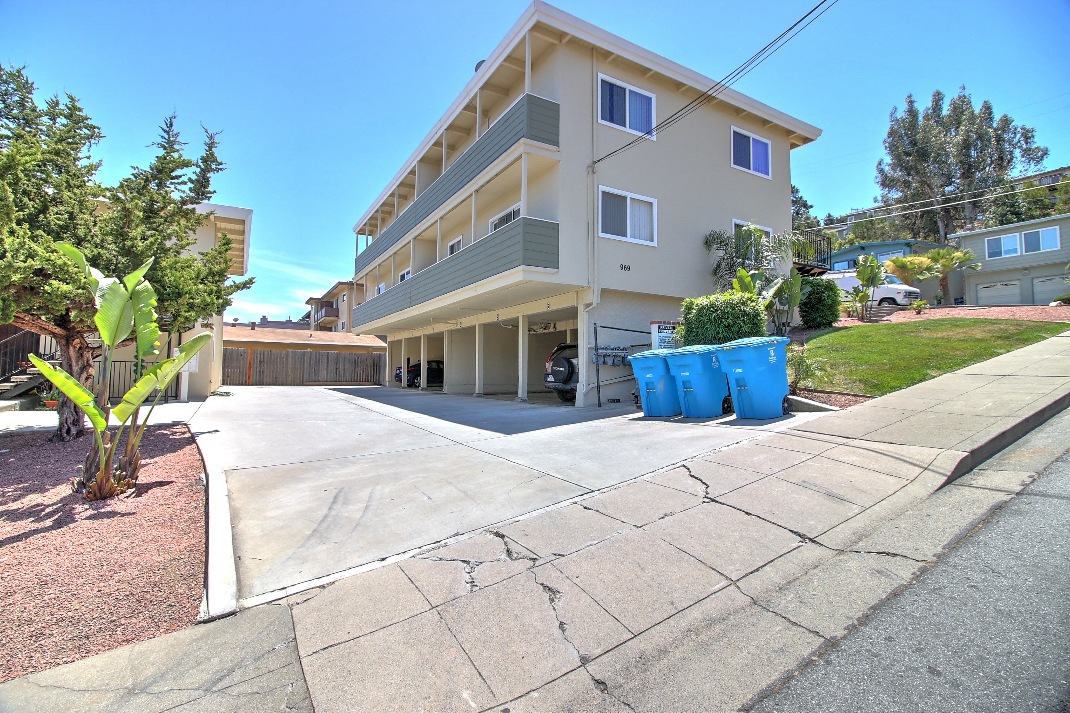 969 E Street Apartments in Belmont, CA