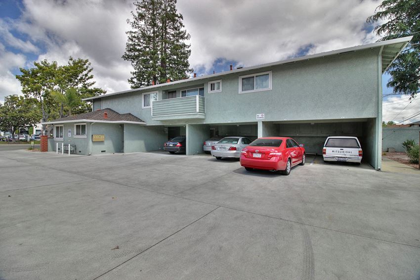 1584 Hollenbeck Avenue 1-2 Beds Apartment for Rent - Photo Gallery