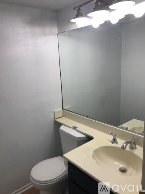 486 Serento Circle 3 Beds Apartment for Rent