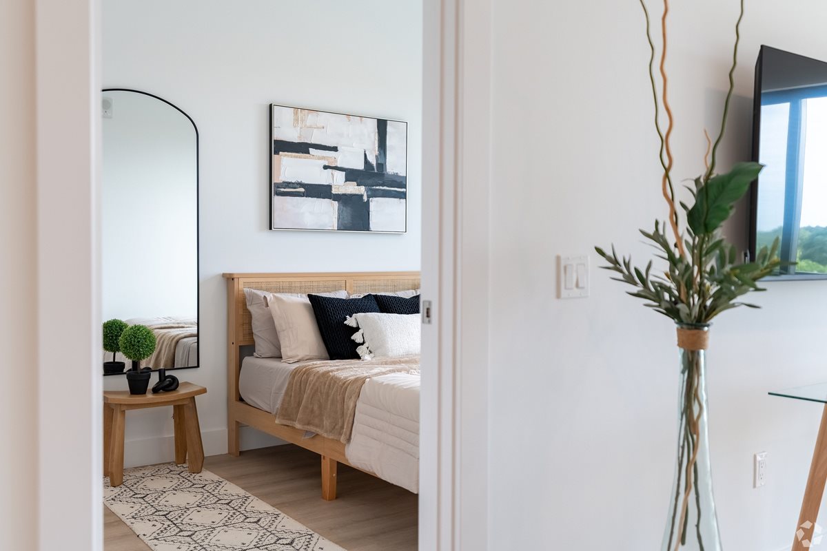 Riverland Apartments