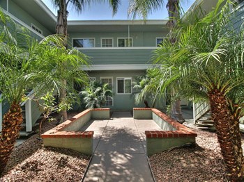 2252 Angela Court, 2750 Joseph Avenue Studio Apartment for Rent - Photo Gallery 5