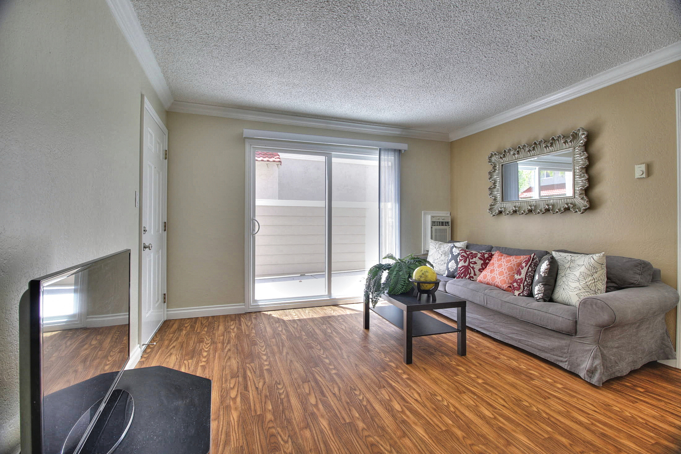 Casa Alberta Apartments is a similar property to Villa Lometa Apartments located in Sunnyvale