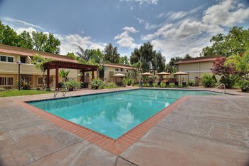Resort-Style Swimming Pool Resort-Style Swimming Pool at Casa Alberta Apartments, Sunnyvale, California - Photo Gallery 3