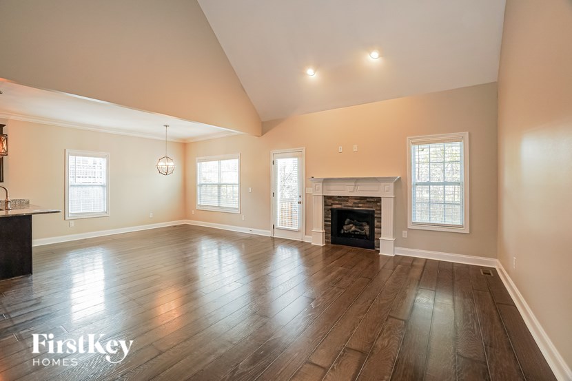 163 Melbourne Dr 4 Beds House for Rent - Photo Gallery 3