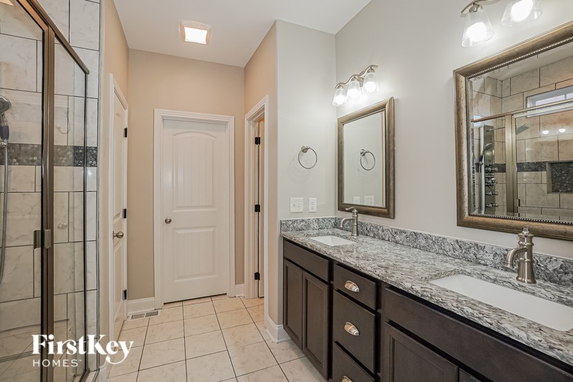 163 Melbourne Dr 4 Beds House for Rent - Photo Gallery 13