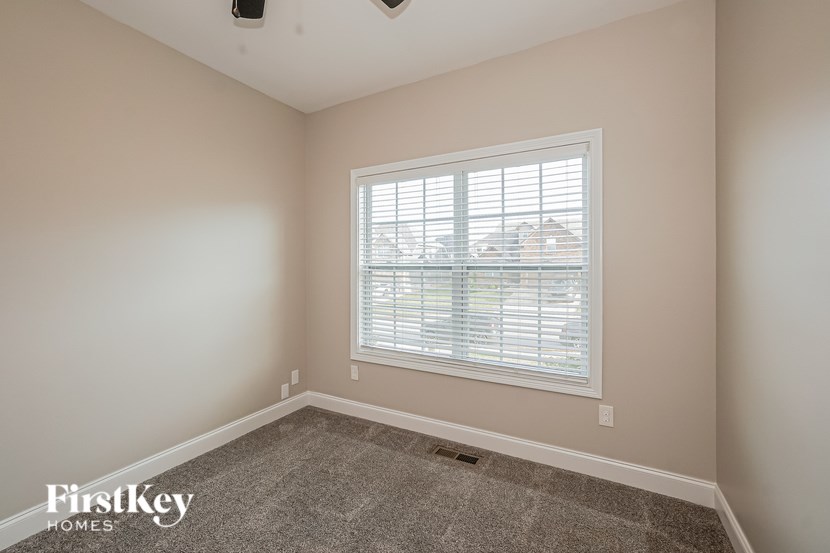 163 Melbourne Dr 4 Beds House for Rent - Photo Gallery 15