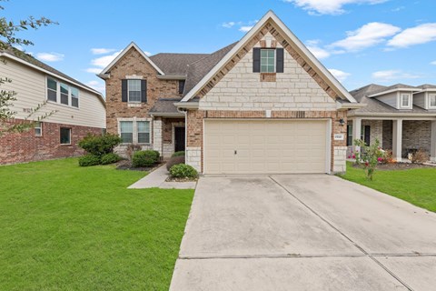 15110 Spring Sun Court 4 Beds Apartment for Rent