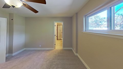 1105 North Monaco Street Parkway 4 Beds House for Rent - Photo Gallery 7