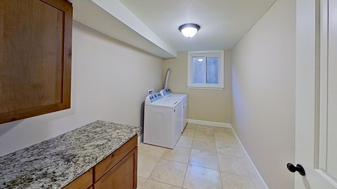 1105 North Monaco Street Parkway 4 Beds House for Rent - Photo Gallery 8