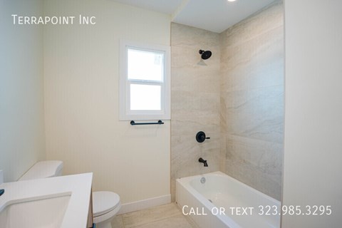 1036 Westmoreland Ave 2 Beds Apartment for Rent - Photo Gallery 2