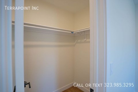 1038 Westmoreland Ave 2 Beds Apartment for Rent - Photo Gallery 4
