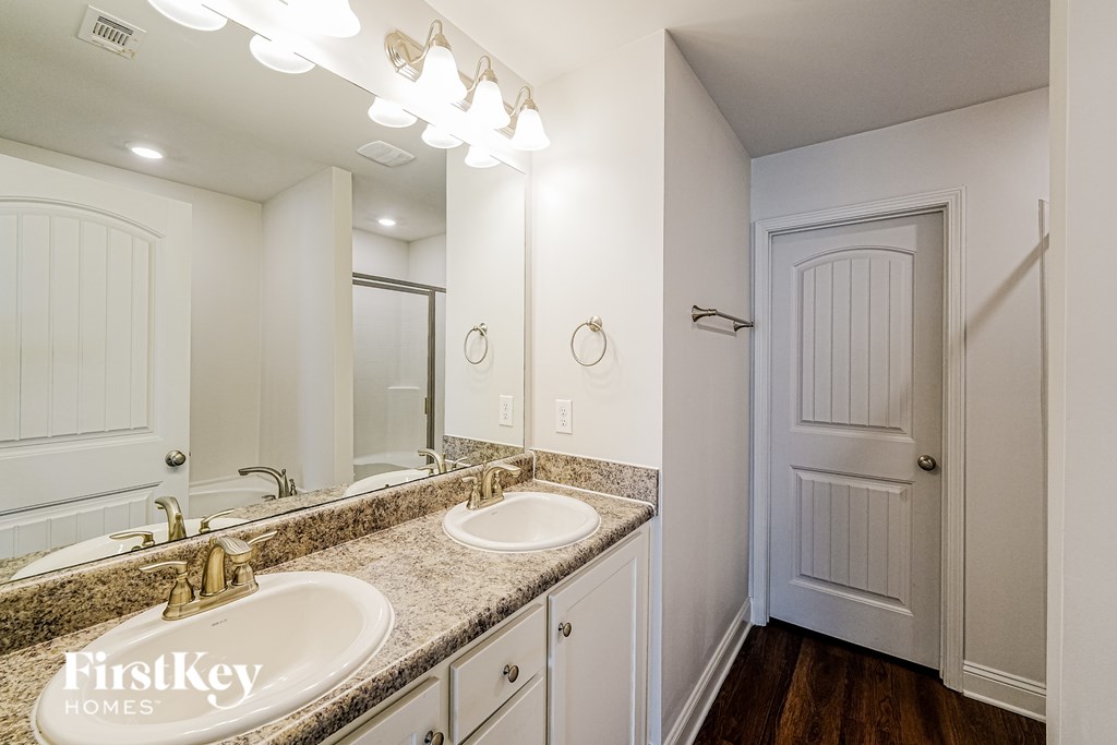 265 BLACK CREEK TRAIL 3 Beds House for Rent - Photo Gallery 13