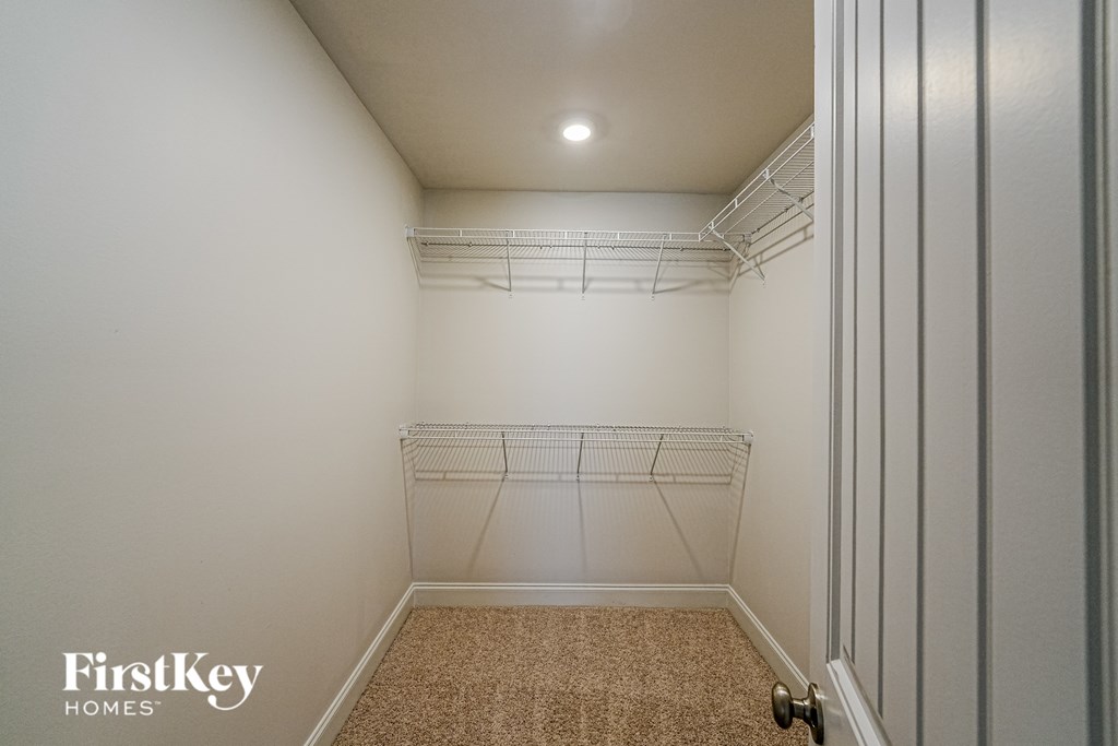 265 BLACK CREEK TRAIL 3 Beds House for Rent - Photo Gallery 14