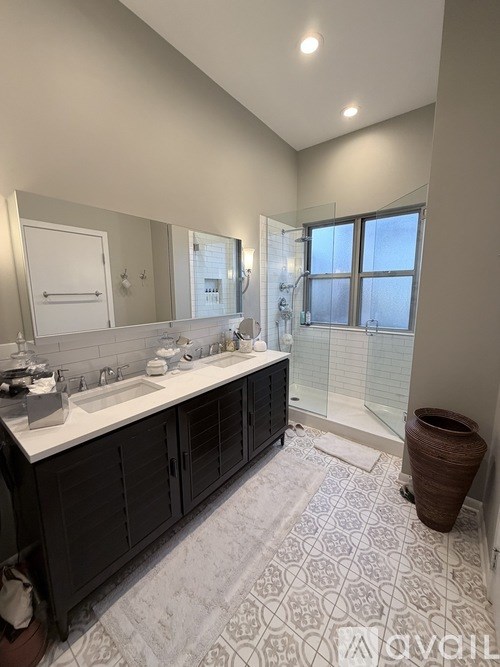 Source URL: https://prod-avail.s3.amazonaws.com/public_images/41508845/listing/IMG_4342.jpeg