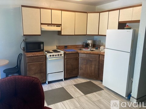 Source URL: https://prod-avail.s3.amazonaws.com/public_images/41506607/listing/IMG_1858.jpeg