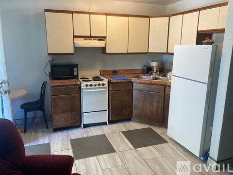 Source URL: https://prod-avail.s3.amazonaws.com/public_images/41506609/listing/IMG_1859.jpeg