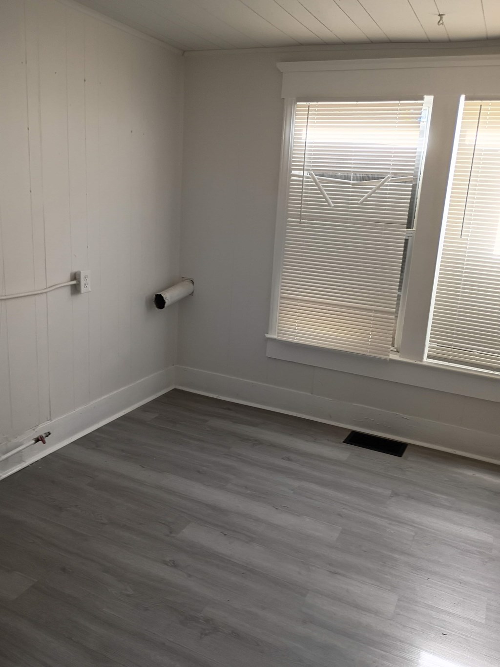 1726 West Saint Catherine Street 4 Beds House for Rent - Photo Gallery 9