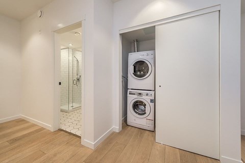 506 Fort Street (Residential) 1-2 Beds Apartment for Rent