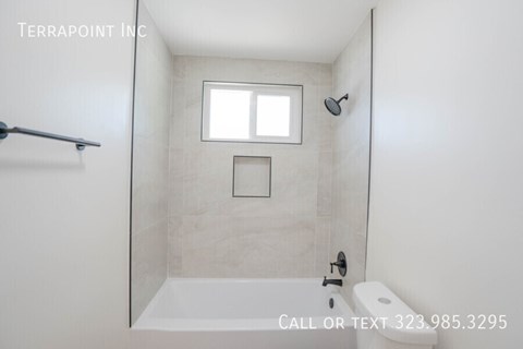 821 W 167th St Studio-3 Beds Apartment for Rent - Photo Gallery 2