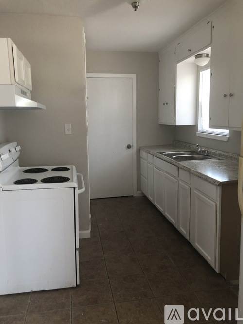Fishpond Living at Corpus Christi Apartments