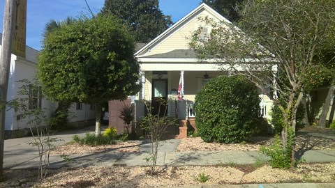 903 N Devilliers St 2 Beds Apartment for Rent