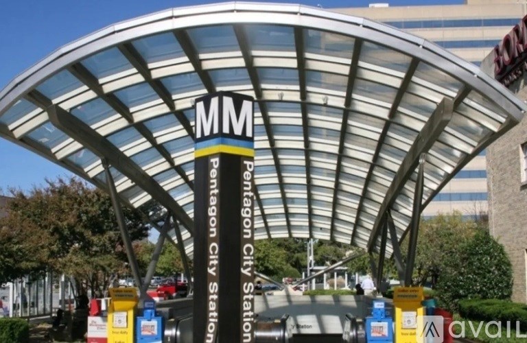 A large sign for the Pentagon City station of the Metro-Metro system.