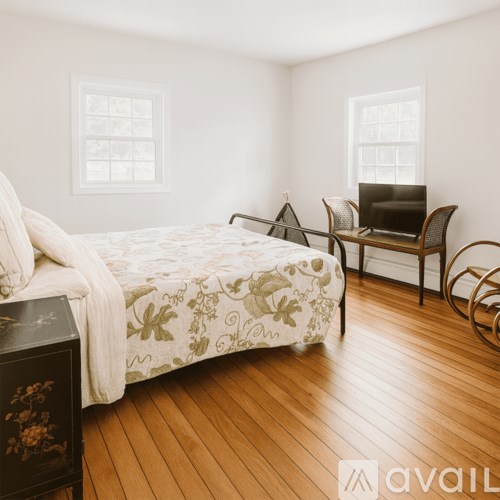 Source URL: https://prod-avail.s3.amazonaws.com/public_images/41504273/listing/18.png