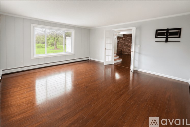 Source URL: https://prod-avail.s3.amazonaws.com/public_images/41504264/listing/10.png