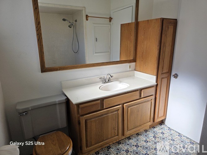 A bathroom with a Galaxy S25 Ultra camera.