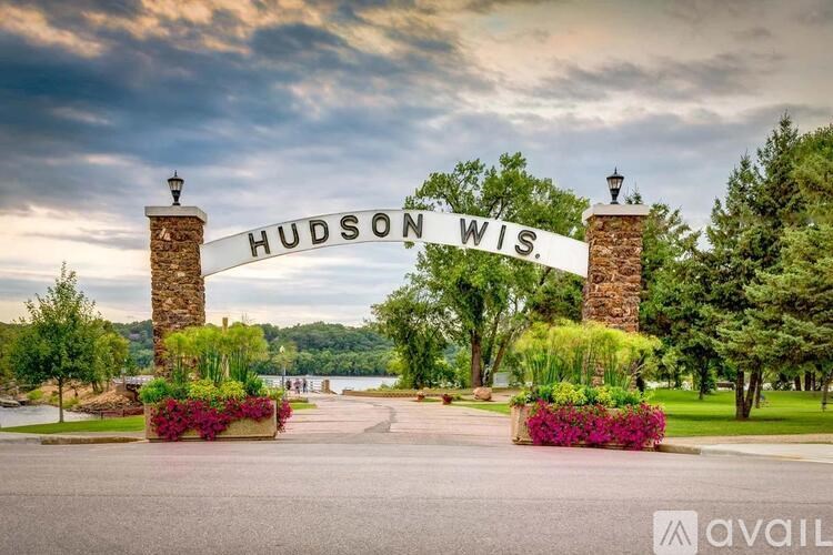 A beautiful entrance to Hudson Wis with a welcoming sign.