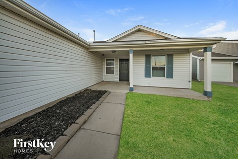 1009 SW 153rd Street 3 Beds House for Rent - Photo Gallery 2