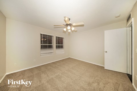 1009 SW 153rd Street 3 Beds House for Rent - Photo Gallery 9