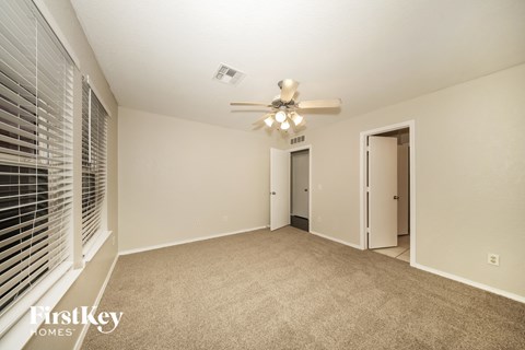 1009 SW 153rd Street 3 Beds House for Rent - Photo Gallery 11