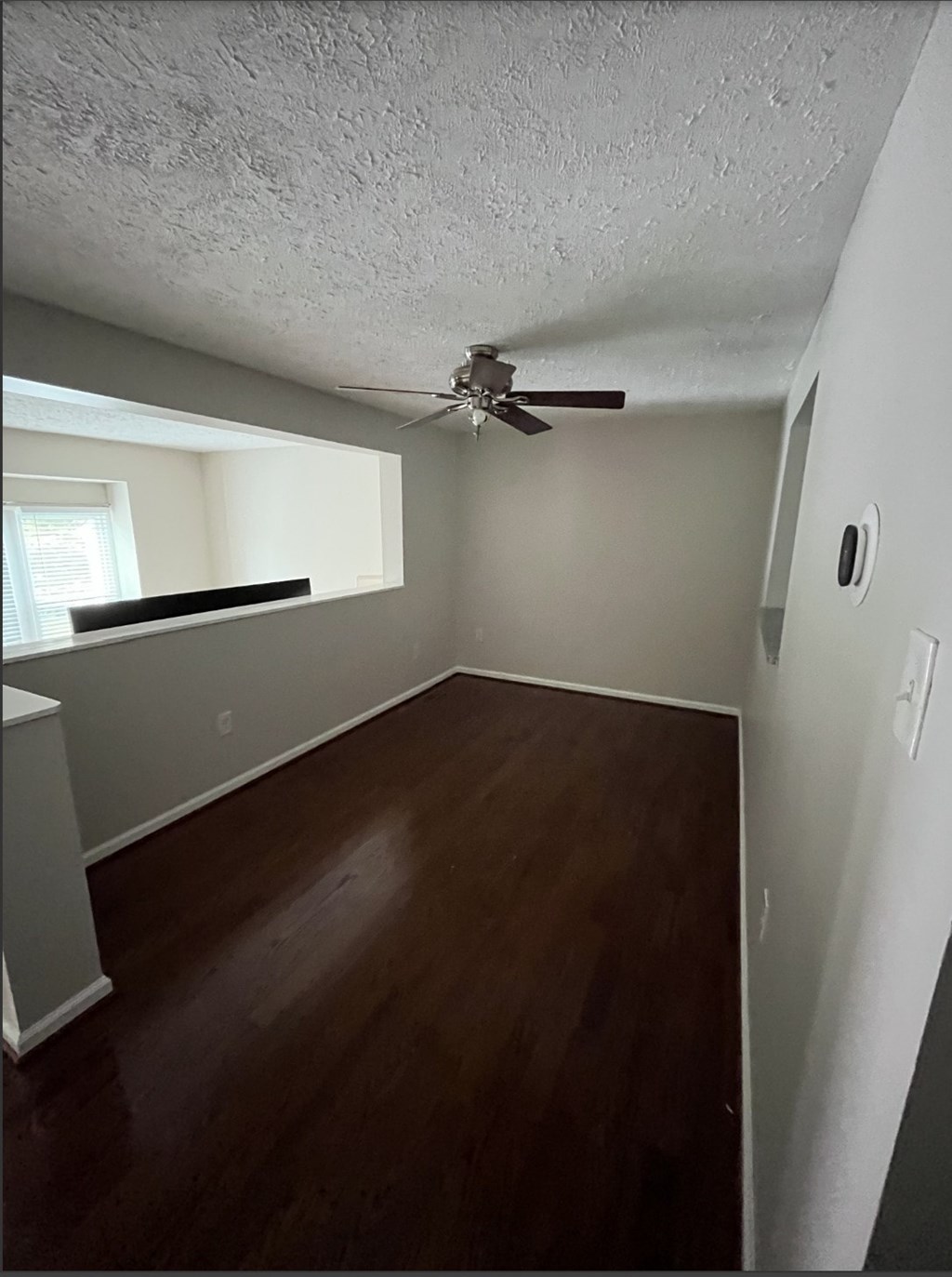 6305 Loring Drive 3 Beds House for Rent - Photo Gallery 2