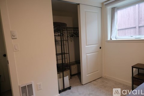 9424 20Th Avenue Southwest 4 Beds Apartment for Rent