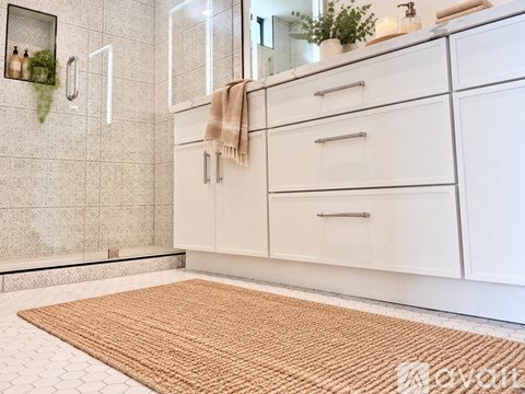 2011 E Turney Ave 3 Beds Apartment for Rent