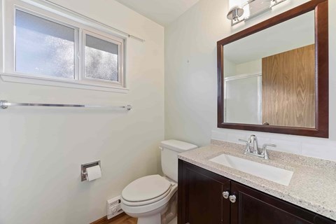 485 Ridgeway Drive 3 Beds House for Rent - Photo Gallery 3