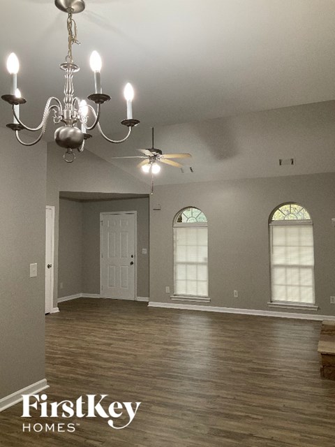 298 Greentree Trail 3 Beds House for Rent - Photo Gallery 3