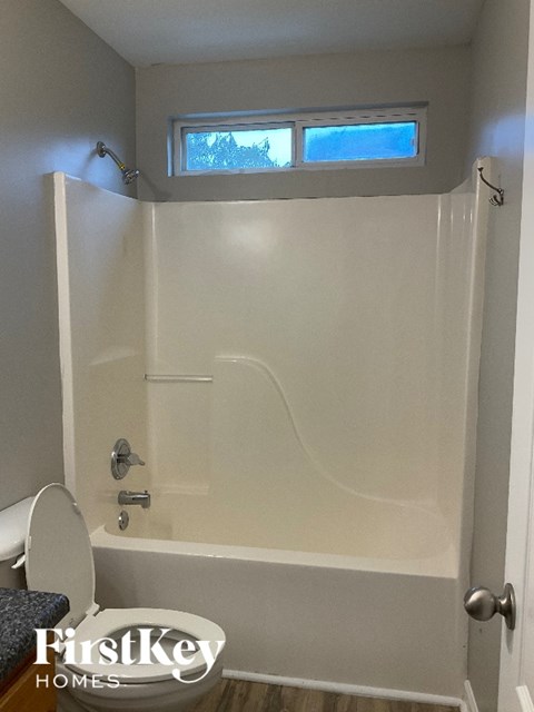 298 Greentree Trail 3 Beds House for Rent - Photo Gallery 11