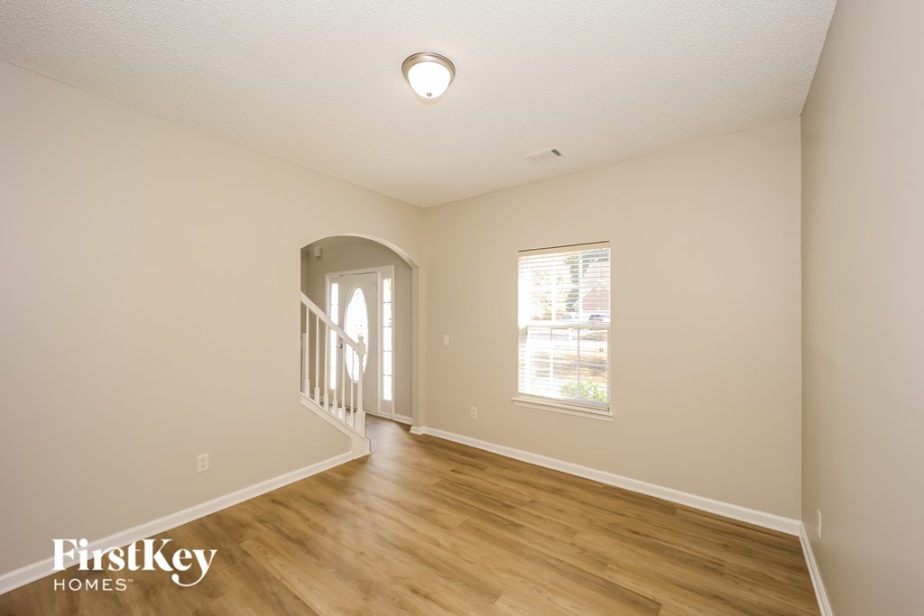 528 Gristmill Lane 4 Beds House for Rent - Photo Gallery 2