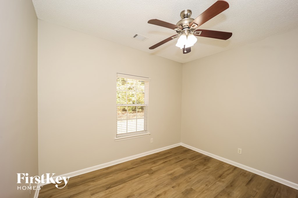 528 Gristmill Lane 4 Beds House for Rent - Photo Gallery 15