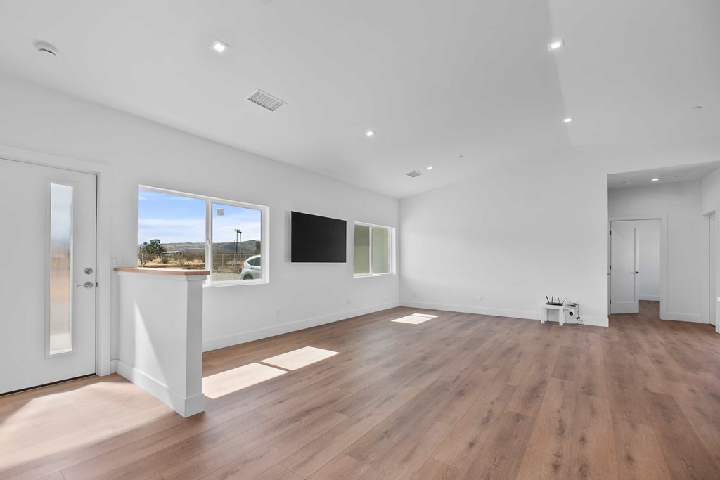 11725 Lagartijo Drive 4 Beds Apartment for Rent - Photo Gallery 7