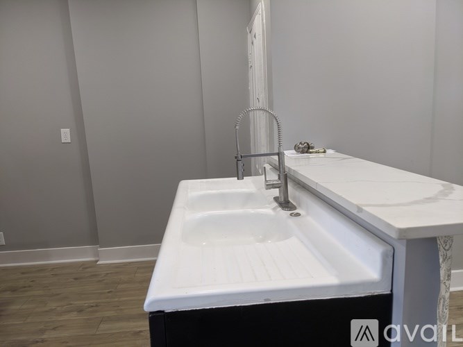 Source URL: https://prod-avail.s3.amazonaws.com/public_images/30071867/listing/IMG_20200601_184643.jpg