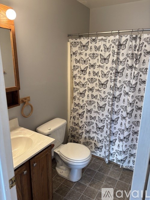 Source URL: https://prod-avail.s3.amazonaws.com/public_images/41502536/listing/IMG_2098.jpg