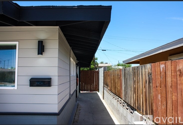 Source URL: https://prod-avail.s3.amazonaws.com/public_images/30176177/listing/599352C7-559E-4D21-A7F4-B276CEF05103.jpeg