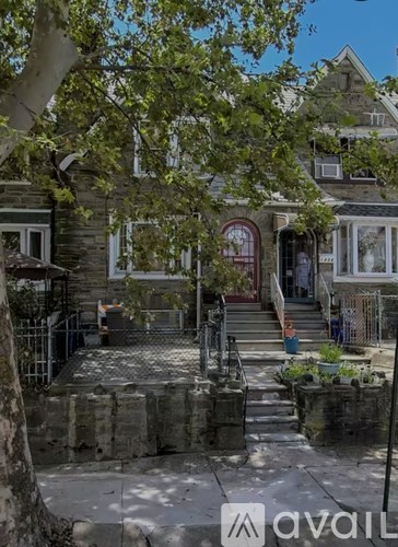 Source URL: https://prod-avail.s3.amazonaws.com/public_images/41504166/listing/IMG_0427.jpeg