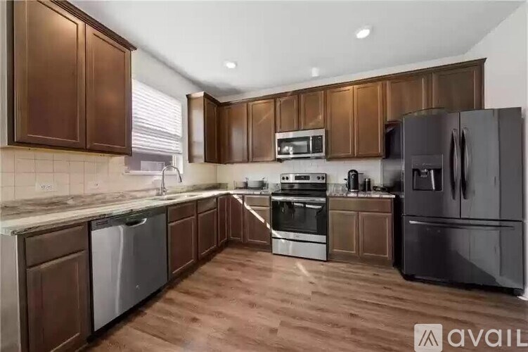 Source URL: https://prod-avail.s3.amazonaws.com/public_images/41503704/listing/Fallbrook_kitchen.jpg