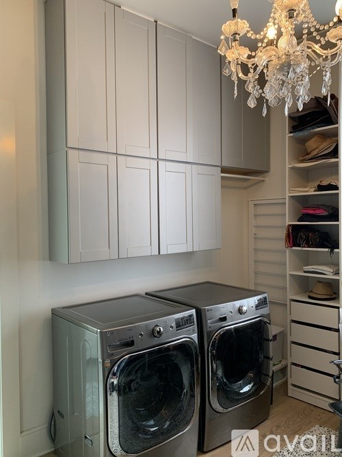 Source URL: https://prod-avail.s3.amazonaws.com/public_images/32474781/listing/IMG_7641.jpg