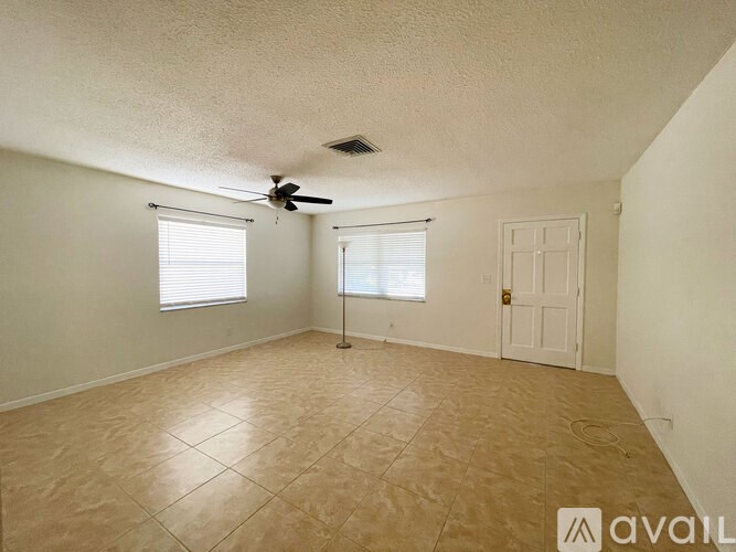 Source URL: https://prod-avail.s3.amazonaws.com/public_images/32323742/listing/IMG_2020.jpg